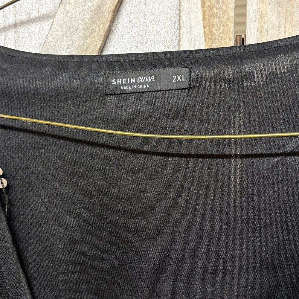 Black and Gold Sequin Jumpsuit - Picture 5 of 6